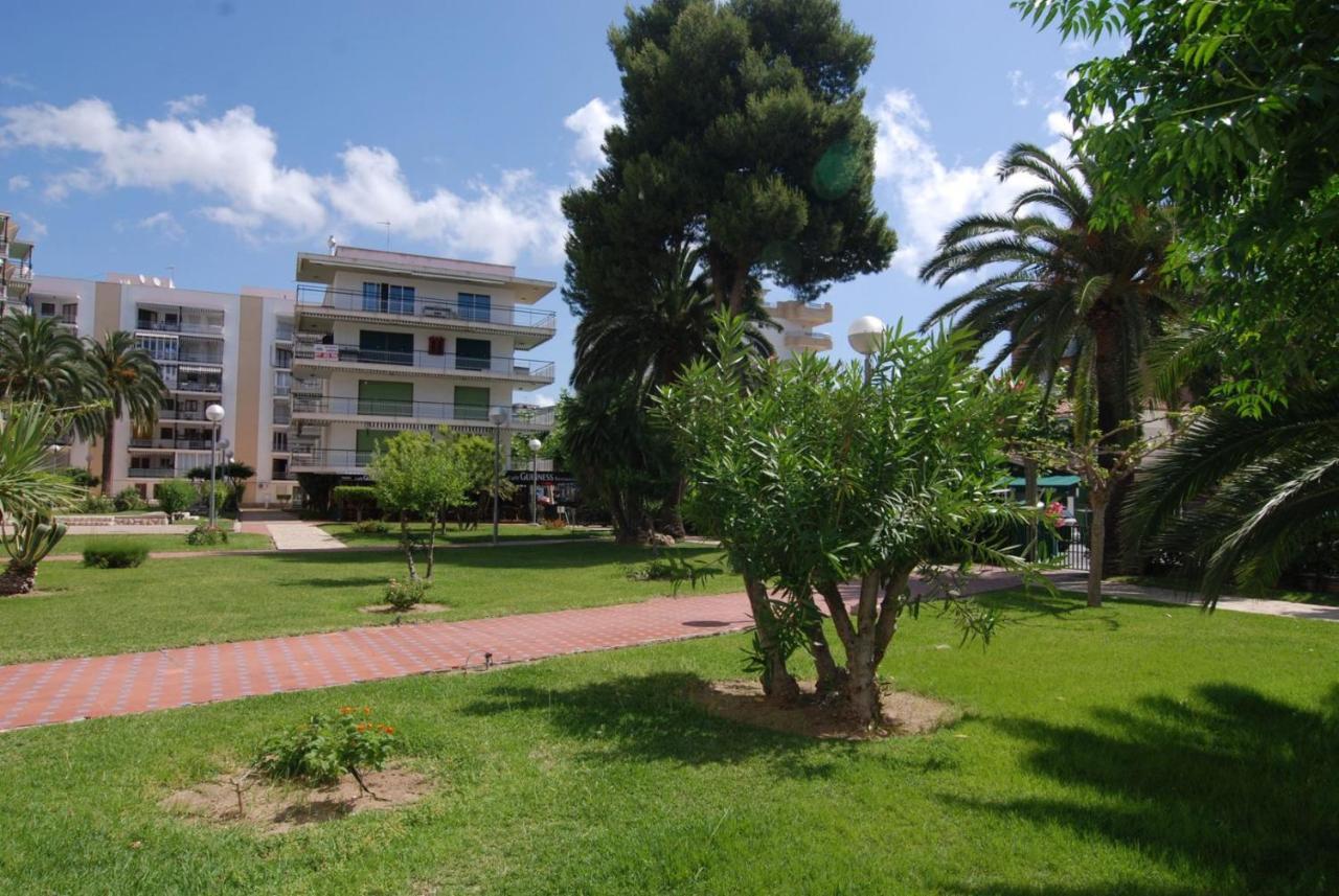 Aries Basic Apartment ซาลอว์ ภายนอก รูปภาพ