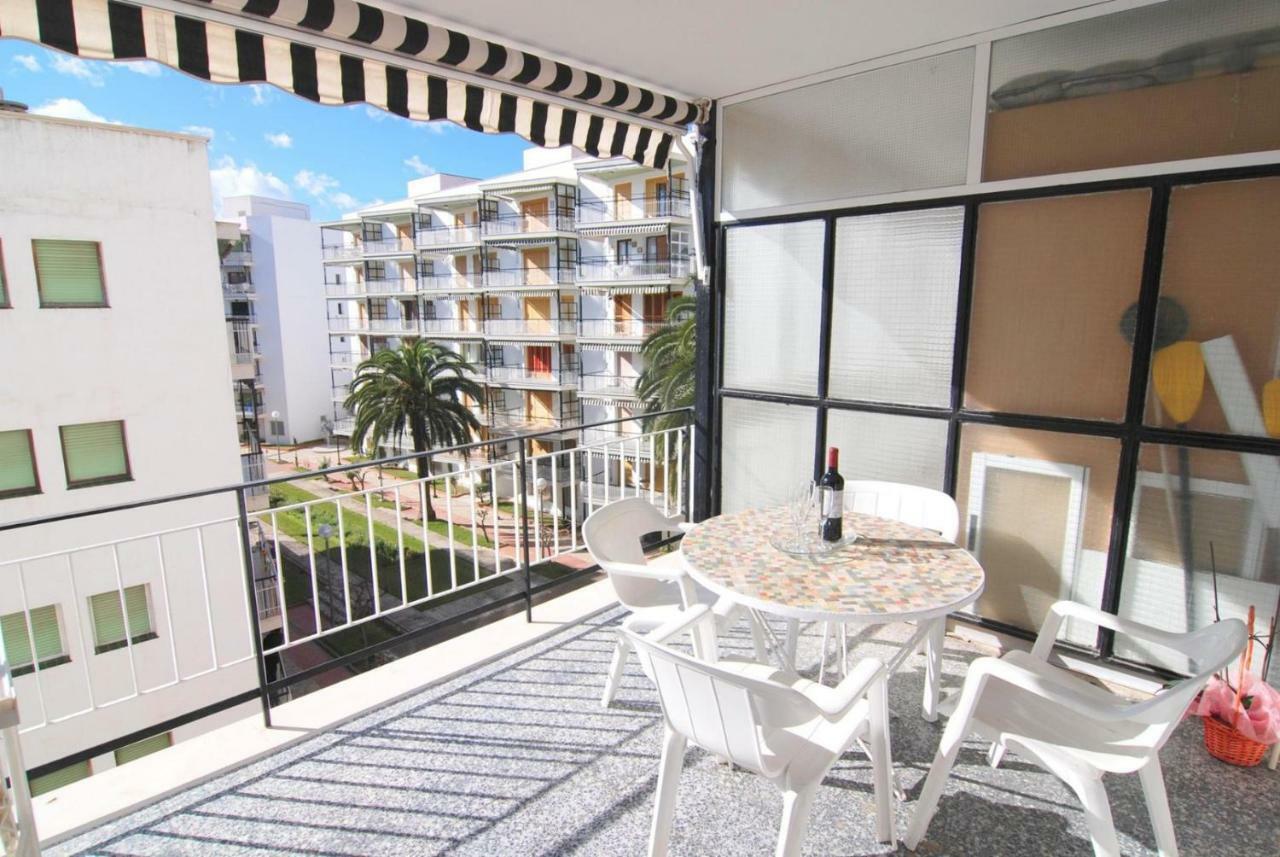 Aries Basic Apartment ซาลอว์ ภายนอก รูปภาพ