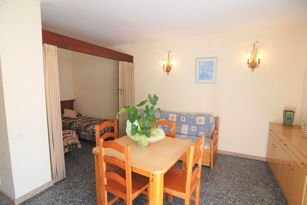 Aries Basic Apartment ซาลอว์ ภายนอก รูปภาพ