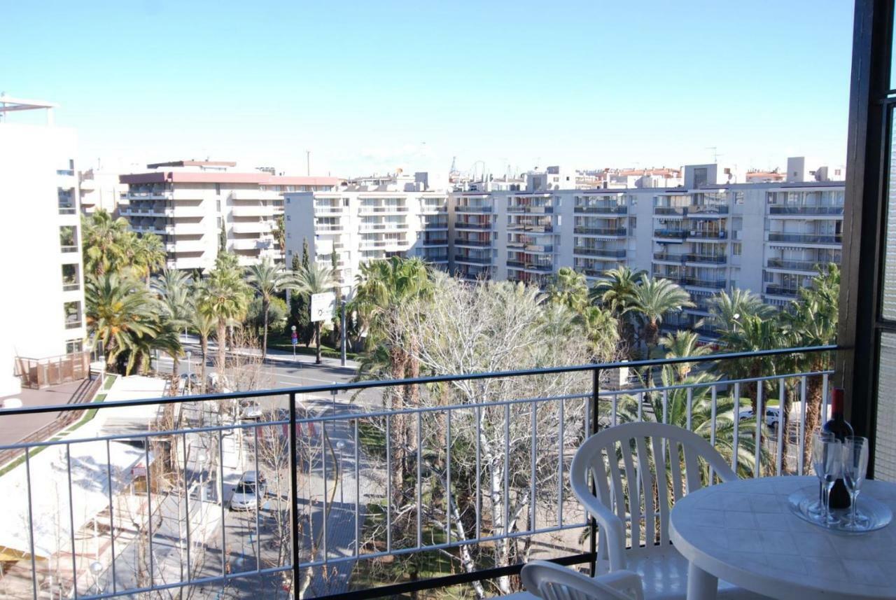 Aries Basic Apartment ซาลอว์ ภายนอก รูปภาพ